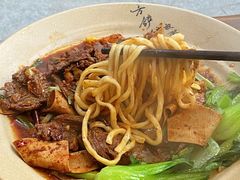 -方铲铲·成都板凳面(滨江银泰店)