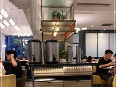 -港丽餐厅(高德置地店)