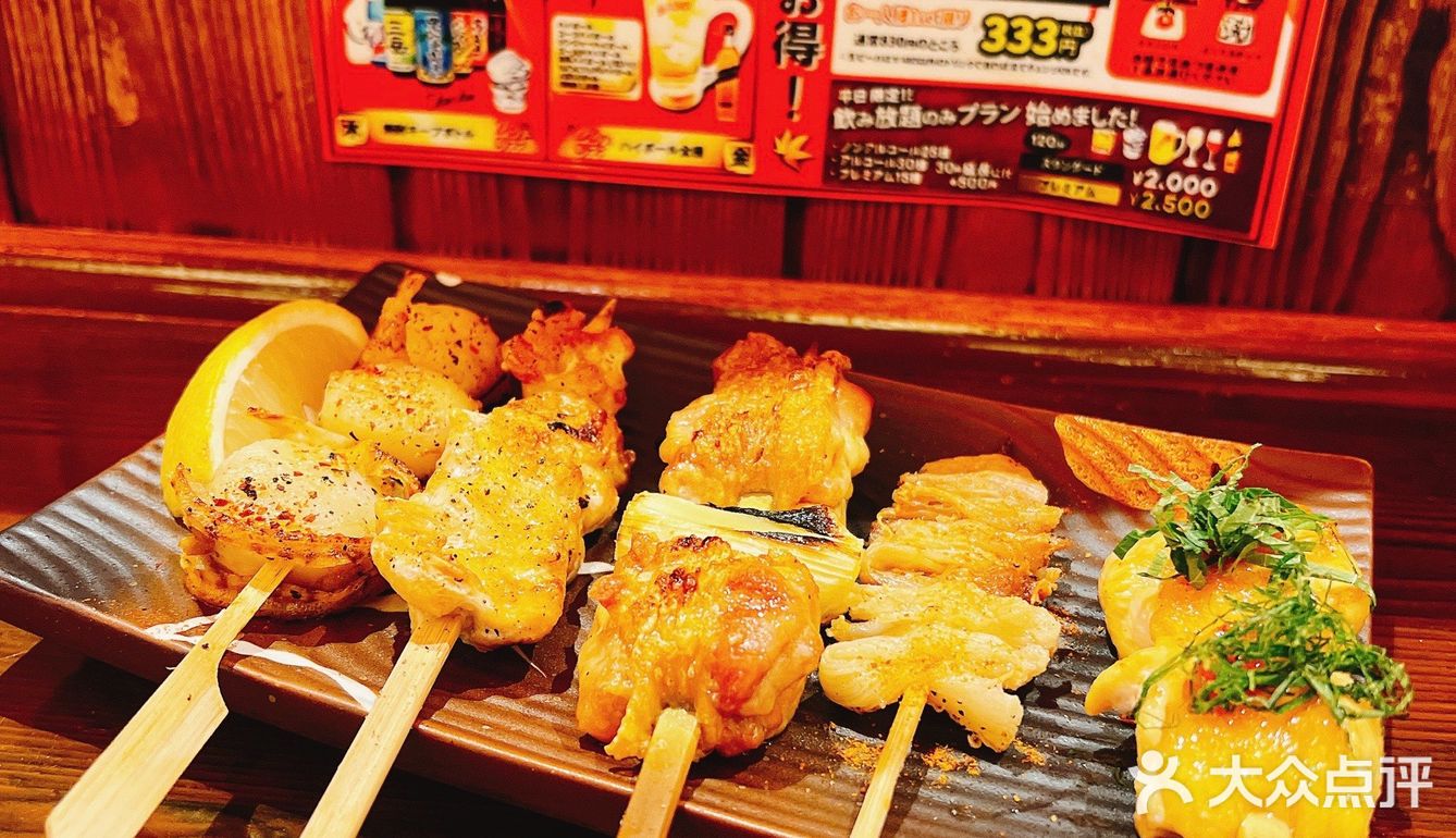 日式烧鸟屋的天花板 提灯香嫩滑谁懂[调皮]