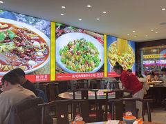 -川流不息·地道川菜·小龙虾(松东路店)