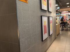-麦当劳(轻轨曹杨路店)