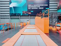 -极限PLAY运动娱乐新世界·团建派对潮玩休闲馆·室内蹦极高空游乐园
