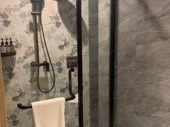 -格林东方酒店(北京国贸四惠高碑店地铁站店)