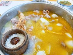 -朴小妹人参鸡汤火锅(长白山万达店)