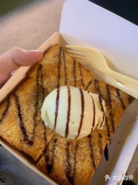 阿信厚吐司(曾厝垵店)香草冰淇淋厚吐司图片