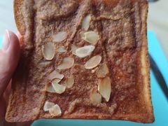 厚切焦糖扁桃仁吐司-奈雪的茶(中储能店)