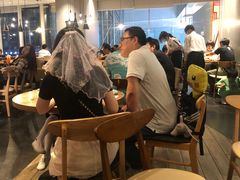 大堂-必胜客(大悦城店)