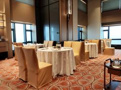 -景月阁空中食府(希尔顿酒店)