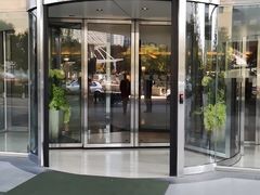 -西安绿地假日酒店