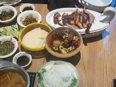 -龙聚德北京烤鸭(沙坪坝华宇A馆店)