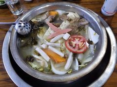 酸菜豆花火锅-泸州酸菜豆花火锅川师店