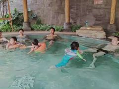 -碧中海汤泉汗蒸酒店