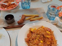 -必胜客(阿罗海店)