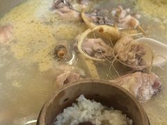 -朴小妹人参鸡汤火锅(长白山万达店)