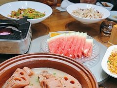 -黄泥岗·地道湖北菜(奥特莱斯店)