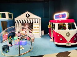 -MINI MARS KIDS CLUB亲子家庭中心(长宁天山店)