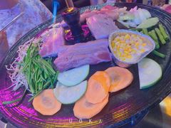 -豚豚家돈돈가韩国锅盖烤肉(新北万达店)
