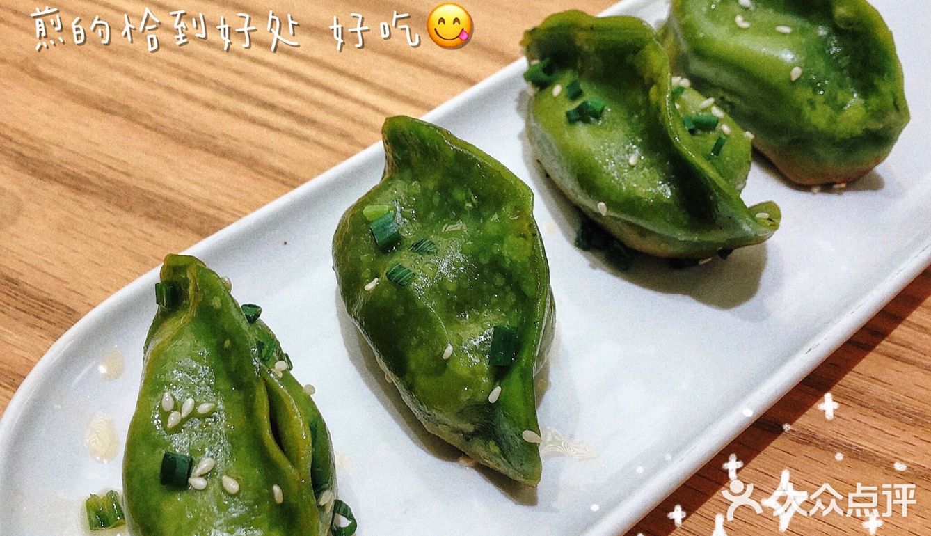 杭州美食🍱这款小笼包🏅️皮薄馅多是真的