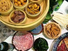 -卤校长老火锅(杨家坪直营店)