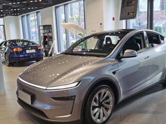 -TESLA 特斯拉(上海太古汇体验店)