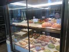面包甜点陈列柜-奈雪的茶(大梅沙8号仓店)