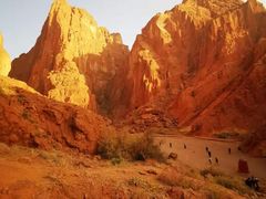 -天山神秘大峡谷