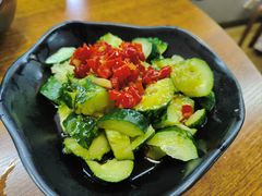 凉拌黄瓜-陈老斯呼尔嗨吃烧烤(科巷店)