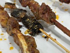 -巴汗羊肉串烧烤店