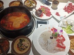 -贵府酸汤牛肉火锅·贵州老字号(飞山街店)