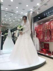 点击看大图 -予白婚纱礼服馆