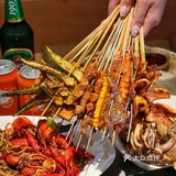 夏天的标配：喝酒撸串小龙虾吃起来‼️