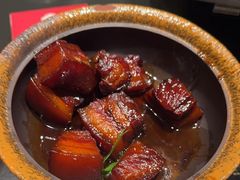 本帮红烧肉-炊江南·上海菜(国展华漕店)