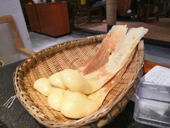 乡村锅边馍馍-万重锦·人文川菜馆(骡马市店)