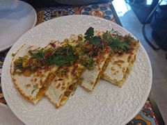 墨西哥鸡肉芝士饼-LESCEDARS Brasserie Bistro香柏树