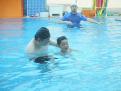 -戊辰亲子游泳俱乐部