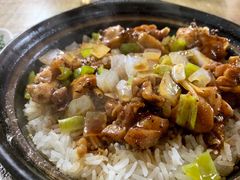 豉汁牛蛙煲仔饭-煲煲香快餐(南京路店)