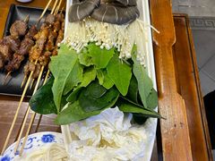 -亿诣蝎府炸酱面羊蝎子火锅(酷车小镇店)