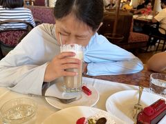 -中央咖啡馆