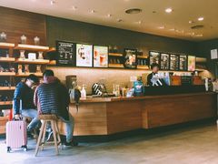 -星巴克臻选(济南万达店)