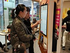 等位区-麦当劳(西安雁塔路店)