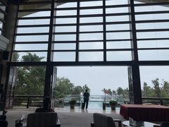 -亚龙湾喜来登·美景台大堂吧