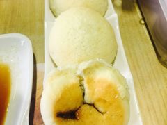 酥皮焗叉烧包-添好运点心专门店(北角店)