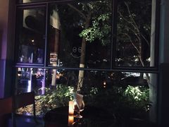 -TASTE ROOM Bar