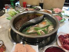 -朱氏胖子烂火锅(洪崖洞店)