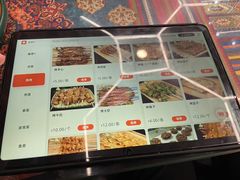 -乡村馕坑肉·烧烤·新疆菜·本地人更爱吃(阿勒泰首店)