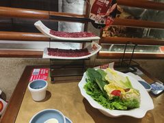 -左庭右院鲜牛肉火锅(金山万达店)