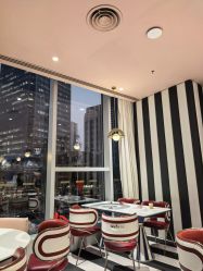 -奈尔宝·儿童乐园·亲子餐厅(前滩店)