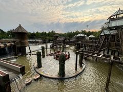 -茅山东方盐湖城景区