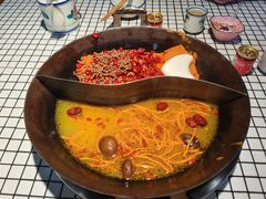 -董眼镜火锅(洪崖洞总店)