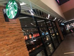 -星巴克(上海虹桥新天地二店)